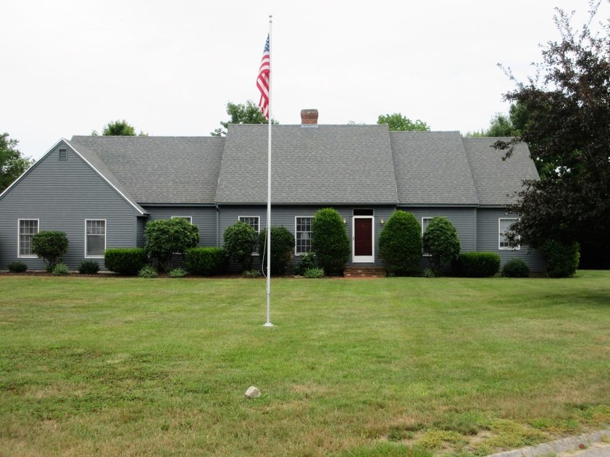 2 Fairway Dr, Dover, NH 03820 - photo 1