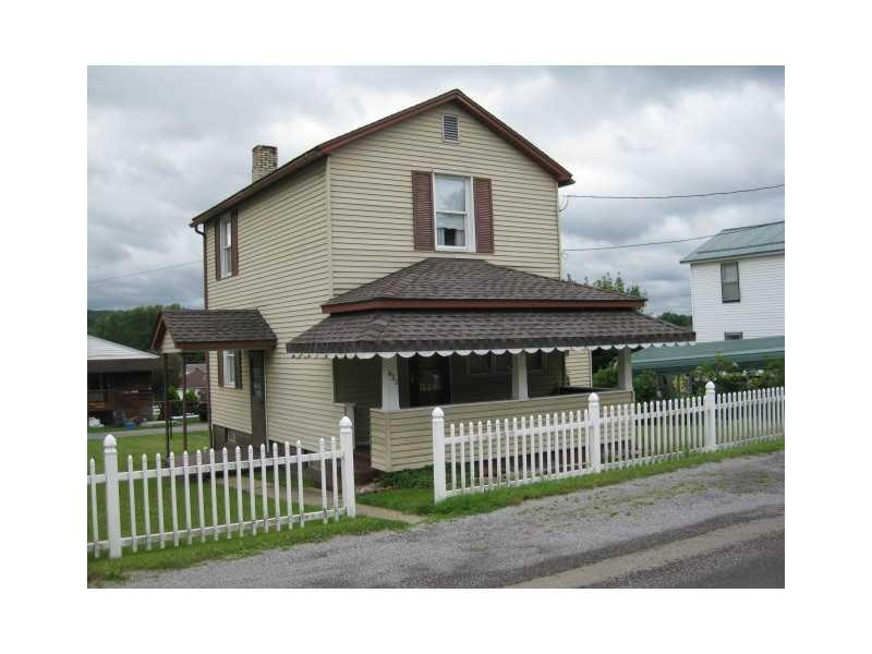 Exterior Front. Well maintained home in a great lo