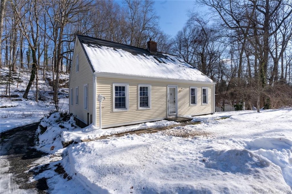 14 Anderson Dr, Gales Ferry, CT 06335 - photo 1