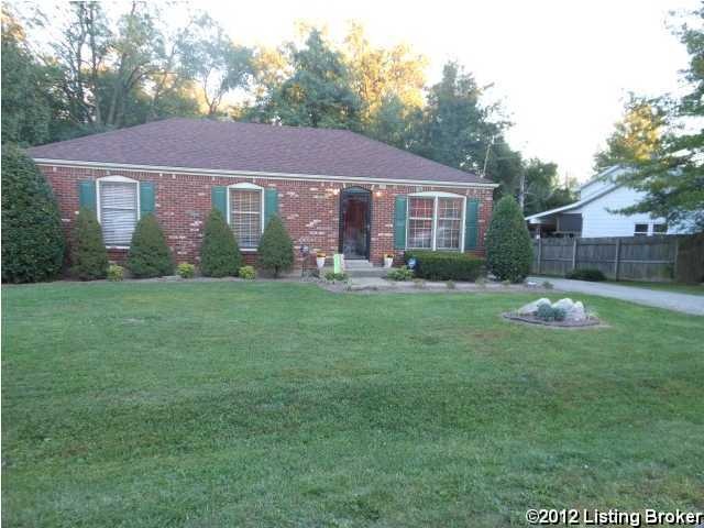 5415 Oakcreek Ln, Louisville, KY 40291 - photo 1