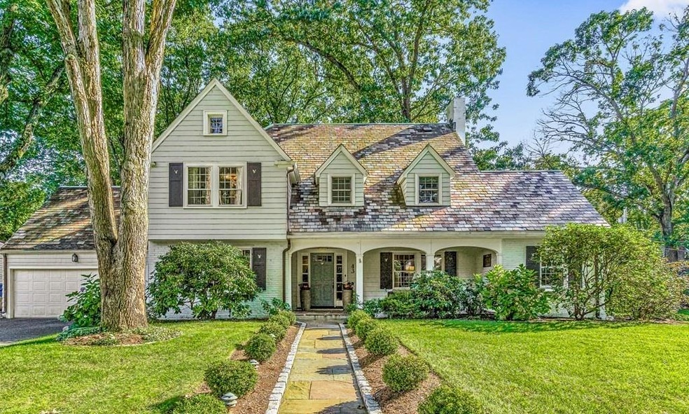 43 Fiske Rd, Wellesley Hills, MA 02481 - photo 1