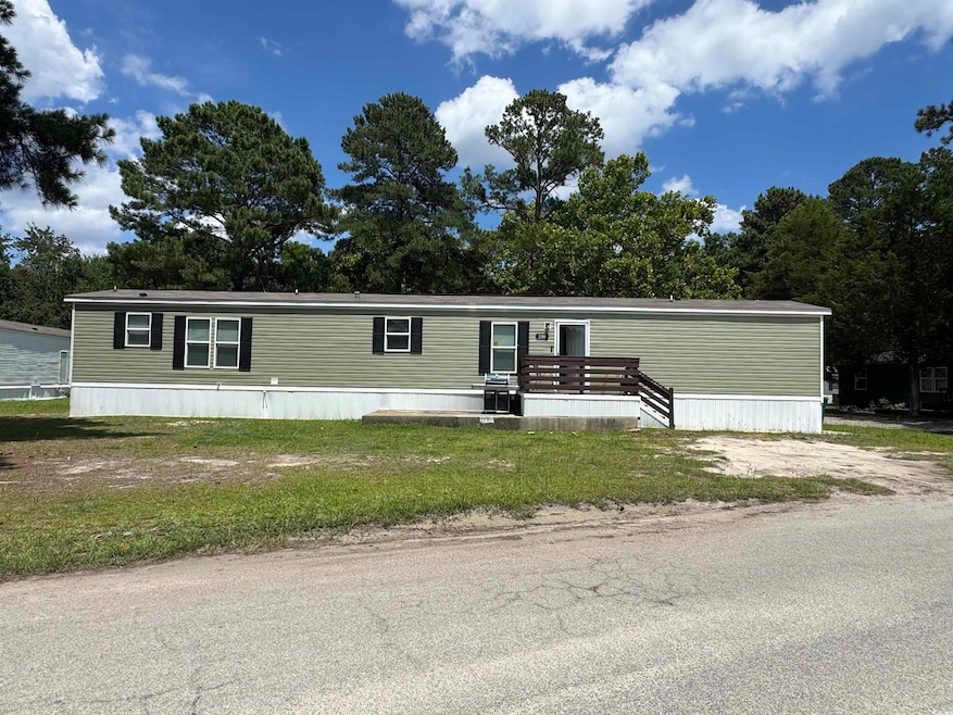 View of manufactured / mobile home