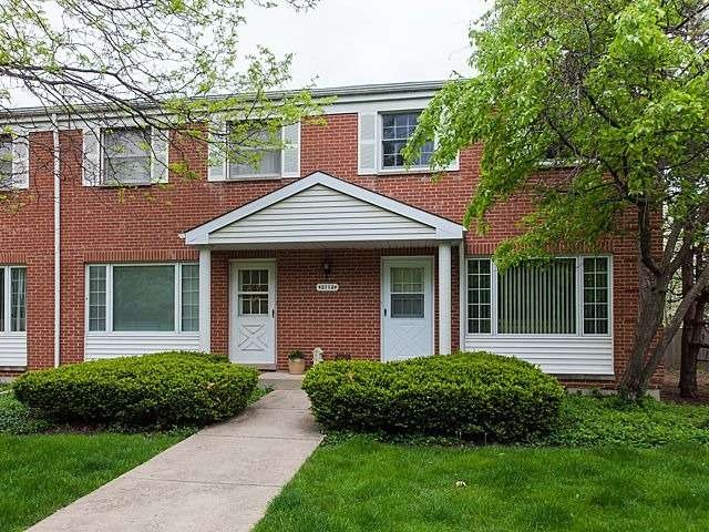 2112 Rugen Rd unit B, Glenview, IL 60026 - photo 1