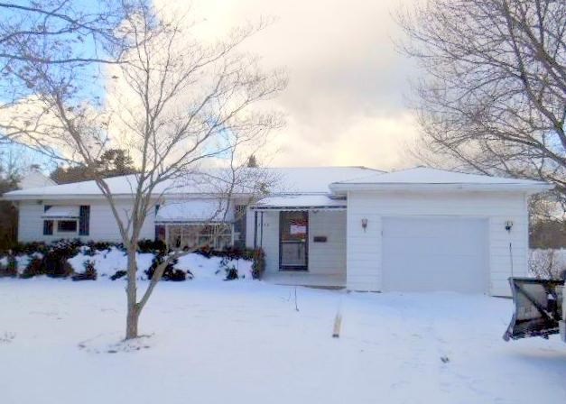 3768 Meadow Dr, Erie, PA 16506 - photo 1