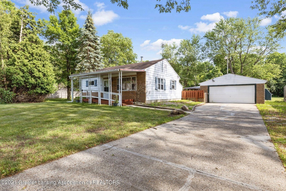 1001 Ferley St, Lansing, MI 48911 - photo 1