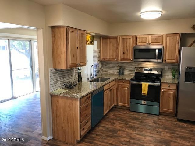 14046 N Newcastle Dr, Sun City, AZ 85351 - photo 1