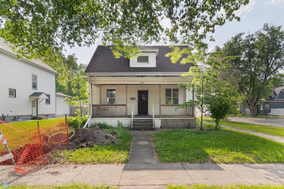 824 9th St N, Fargo, ND 58102 - photo 1