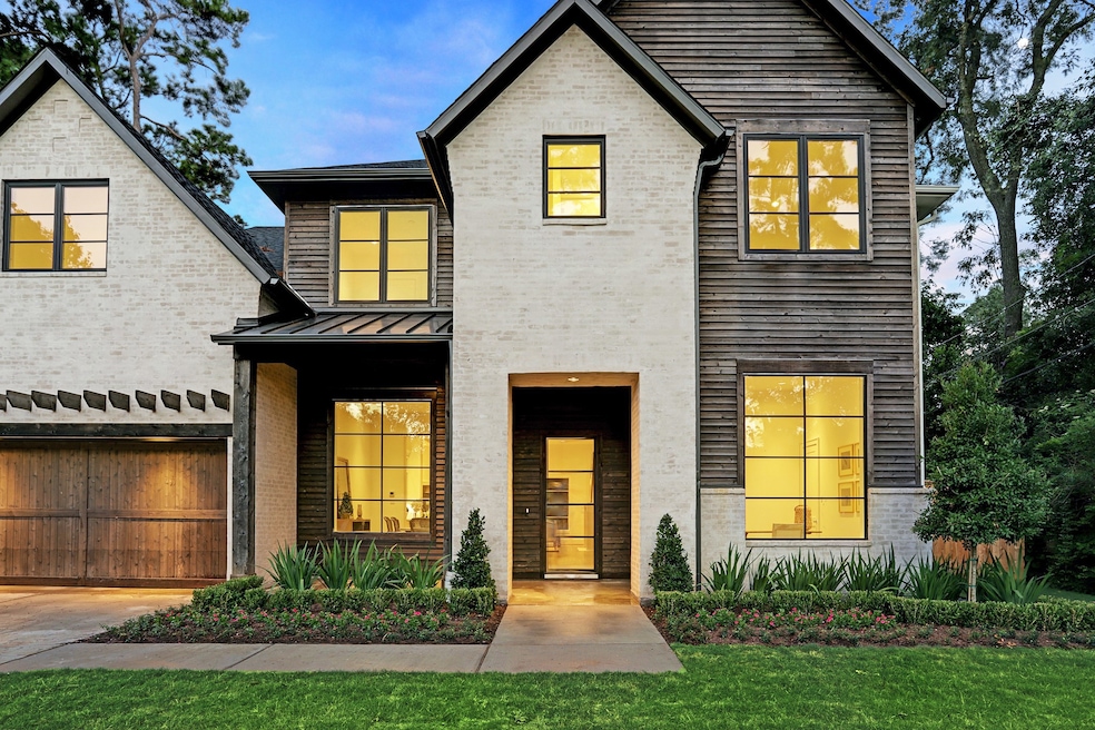 1410 Neeley Dr, Houston, TX 77055 - photo 1