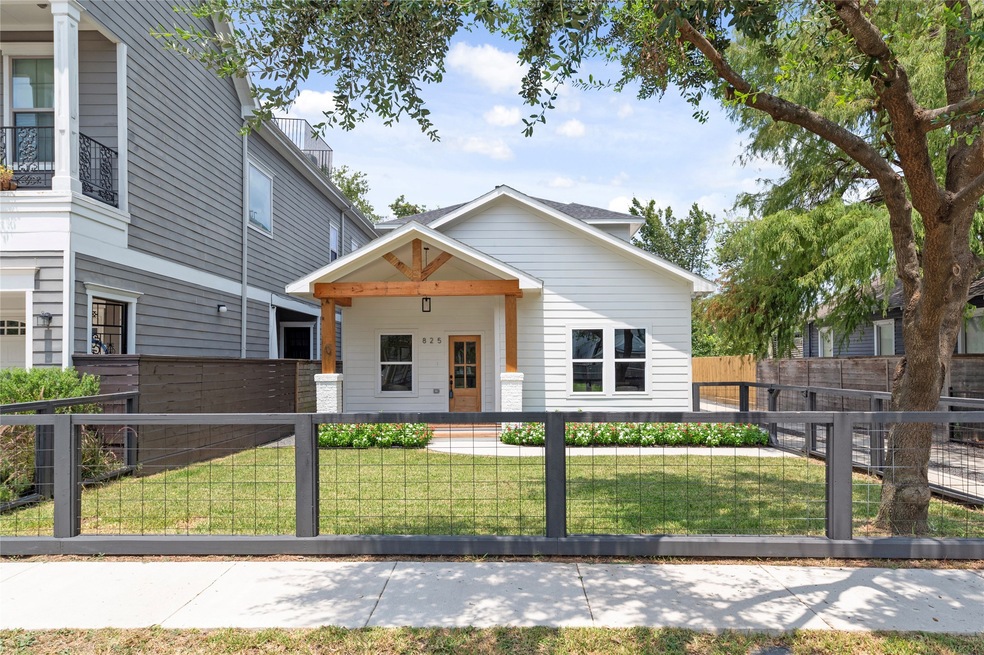 825 E 25th St, Houston, TX 77009 - photo 1