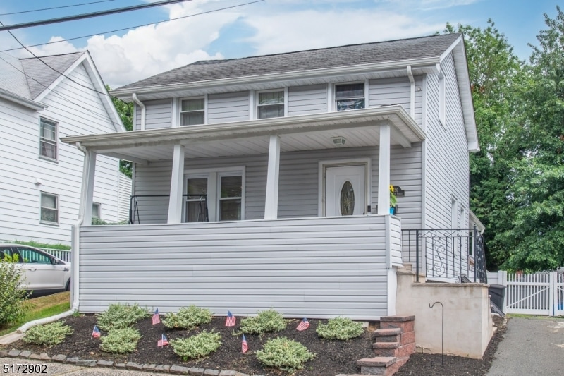 Sold $452,000 • Co-Listing Agent