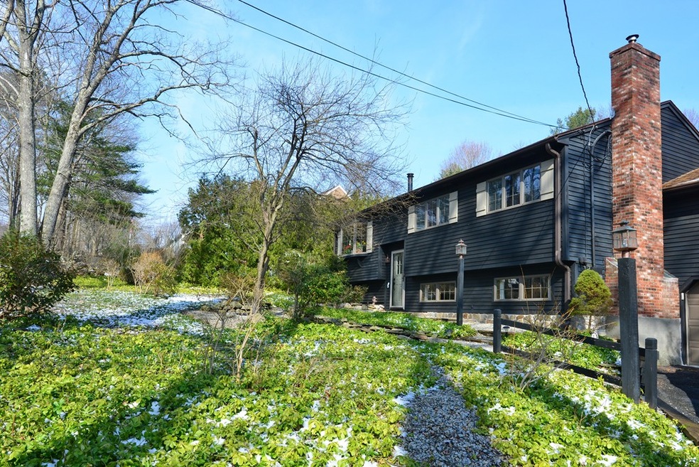 4 Duval Rd, Dudley, MA 01571 - photo 1