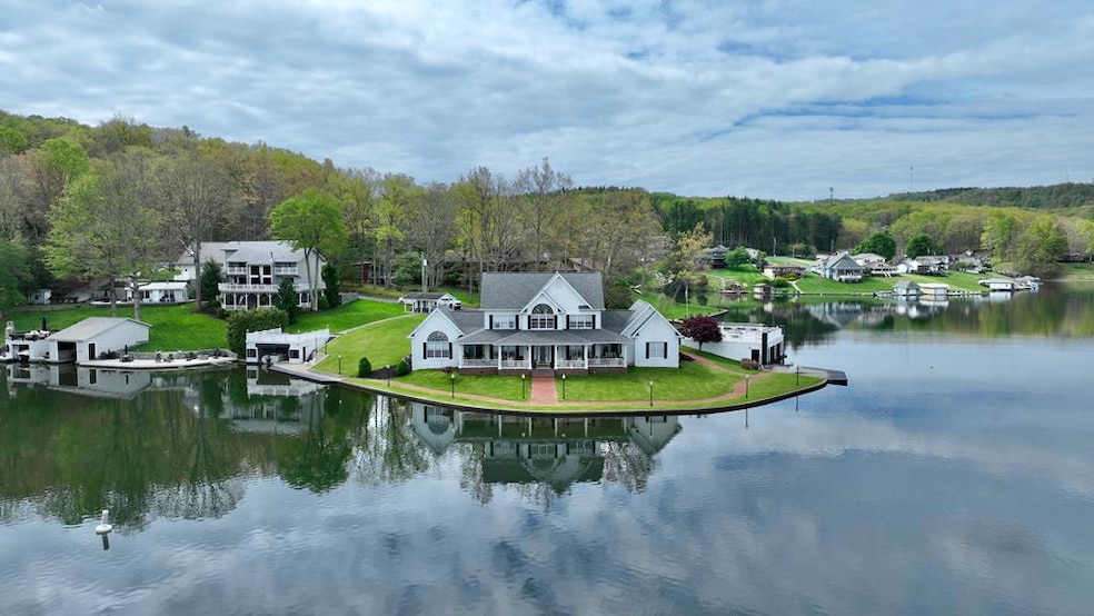 189 Flat Top Lake Rd, Ghent, WV 25843 - photo 1