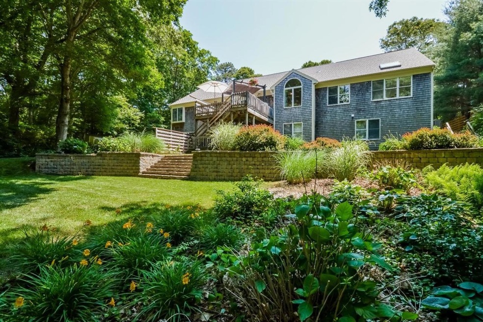 50 Fox Run Ln, East Falmouth, MA 02536 - photo 1