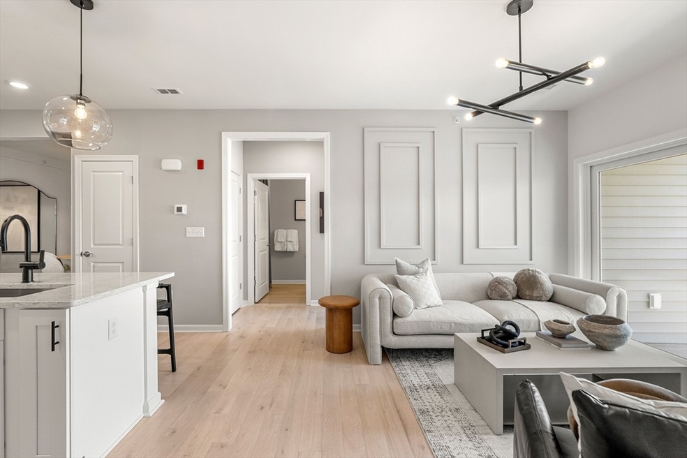 320 Martins Landing unit 410, North Reading, MA 01864 - photo 1