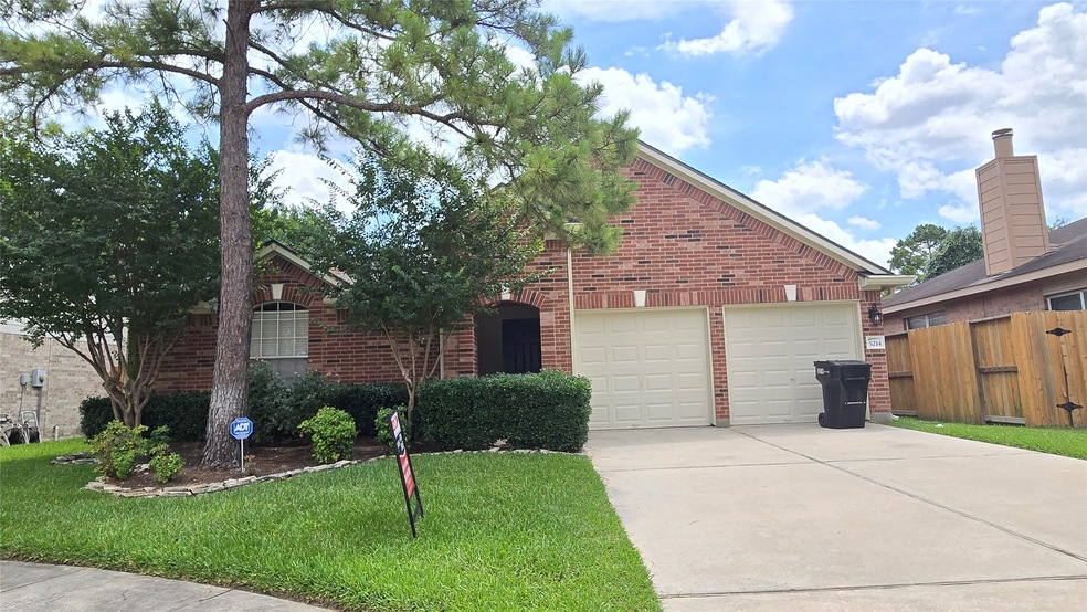5214 Jericho Ct, Houston, TX 77091 - photo 1