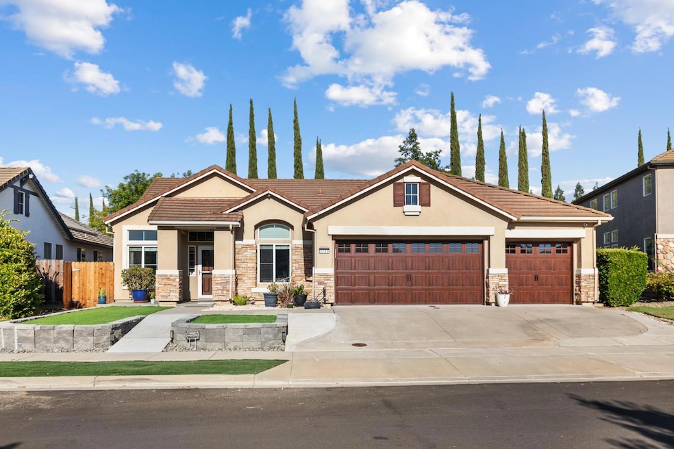 Sold $622,000 • Co-Listing Agent