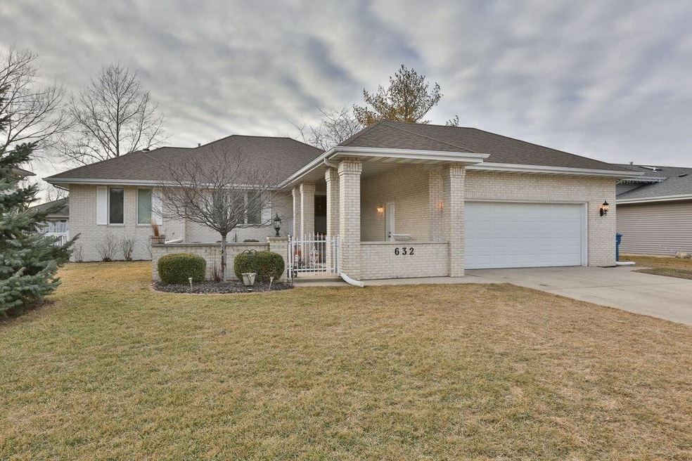 632 N Oriole Ave, Griffith, IN 46319 - photo 1