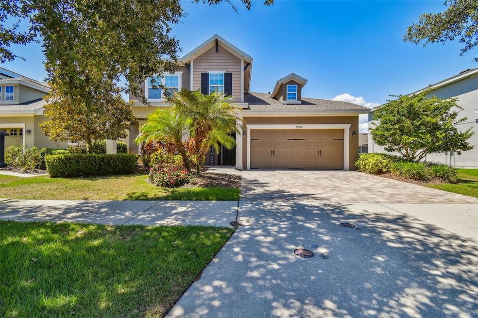 15904 Starling Crossing Dr, Lithia, FL 33547 - photo 1