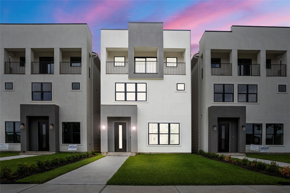 15000 S Richmond Ave unit 3, Houston, TX 77082 - photo 1