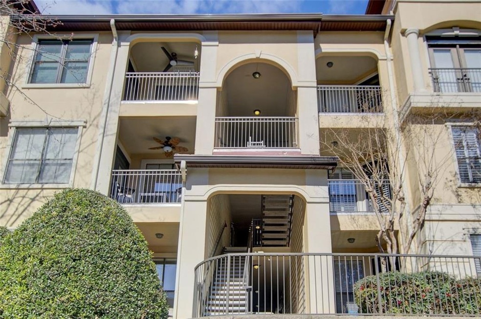 Well maintained community- new roof!