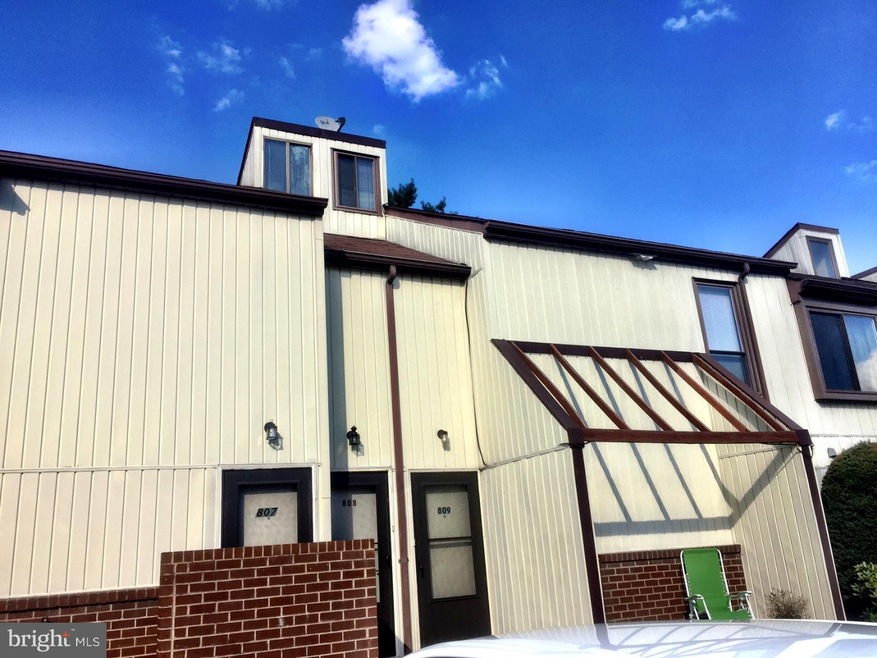 1825 Bridgetown Pike unit 8D, Feasterville Trevose, PA 19053 - photo 1