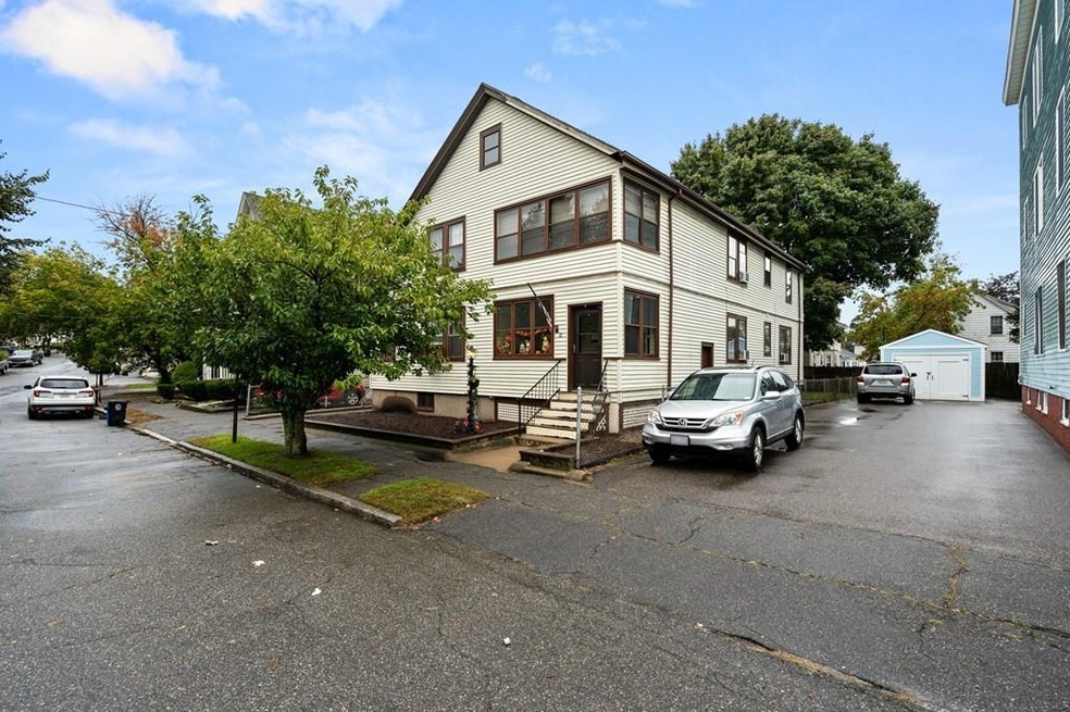 5 Superior St, Swampscott, MA 01907 - photo 1