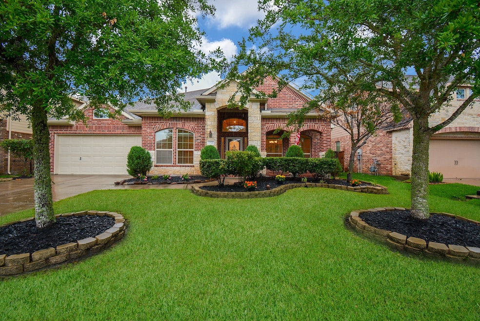 27522 Fleming Bluff Ct, Fulshear, TX 77441 - photo 1