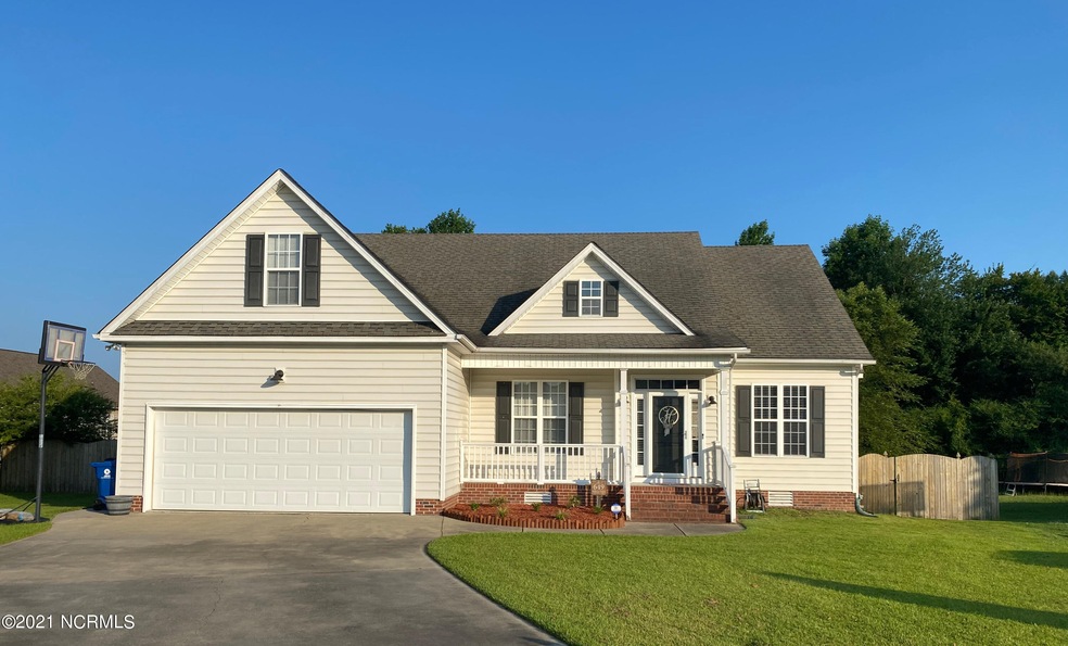 649 Milton Dr, Winterville, NC 28590 - photo 1