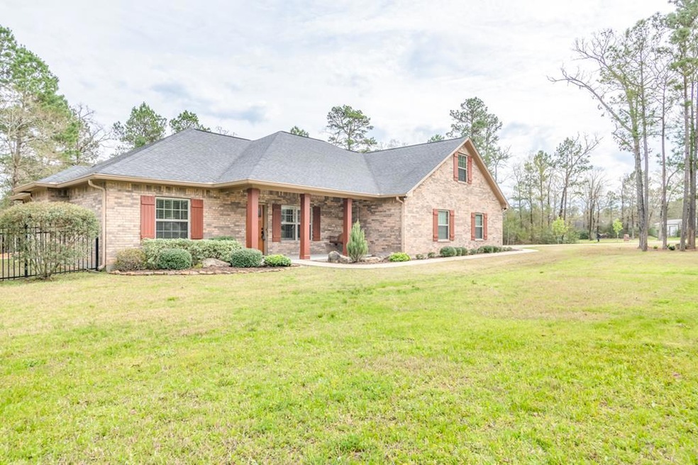 162 Magnolia Bend, Lufkin, TX 75904 - photo 1