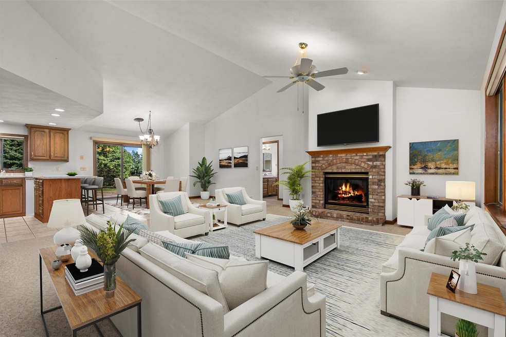 1756 N Rexford St, Appleton, WI 54914 - photo 1