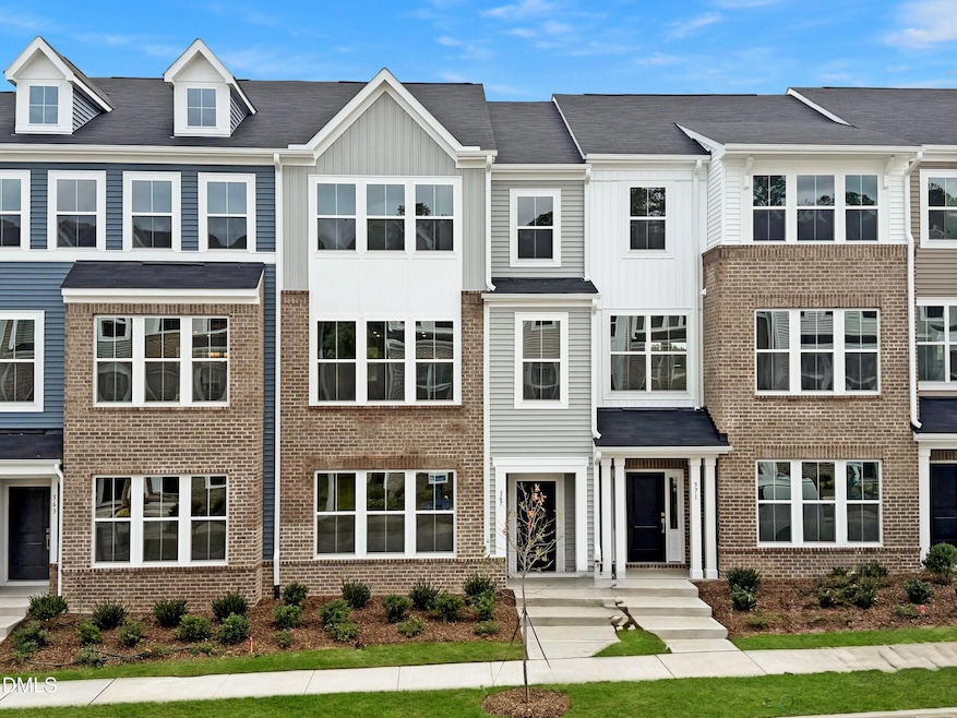 367 Chesapeake Commons St unit 115, Garner, NC 27529 - photo 1