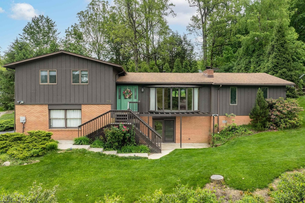 Under Contract $415,000 • Co-Listing Agent