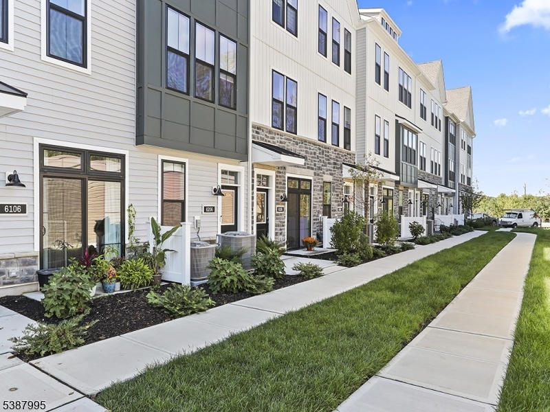 6105 Vivaldi Rd, Princeton, NJ 08540 - photo 1