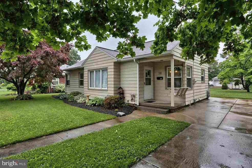 511 S Grant St, Palmyra, PA 17078 - photo 1