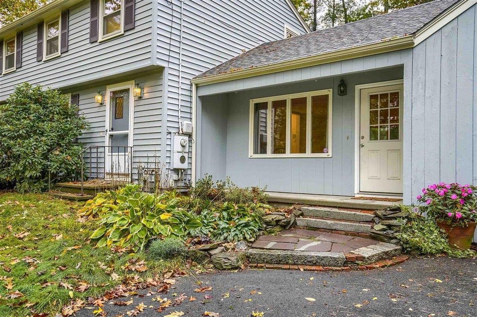 13 Torrey Rd, Nashua, NH 03063 - photo 1