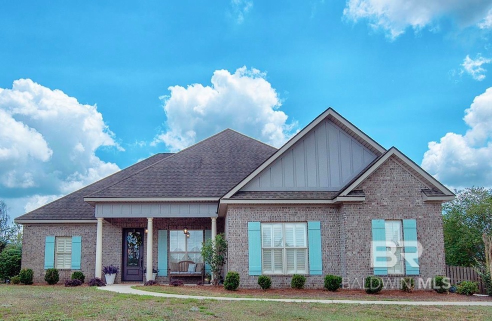 Front of home on Culdesac