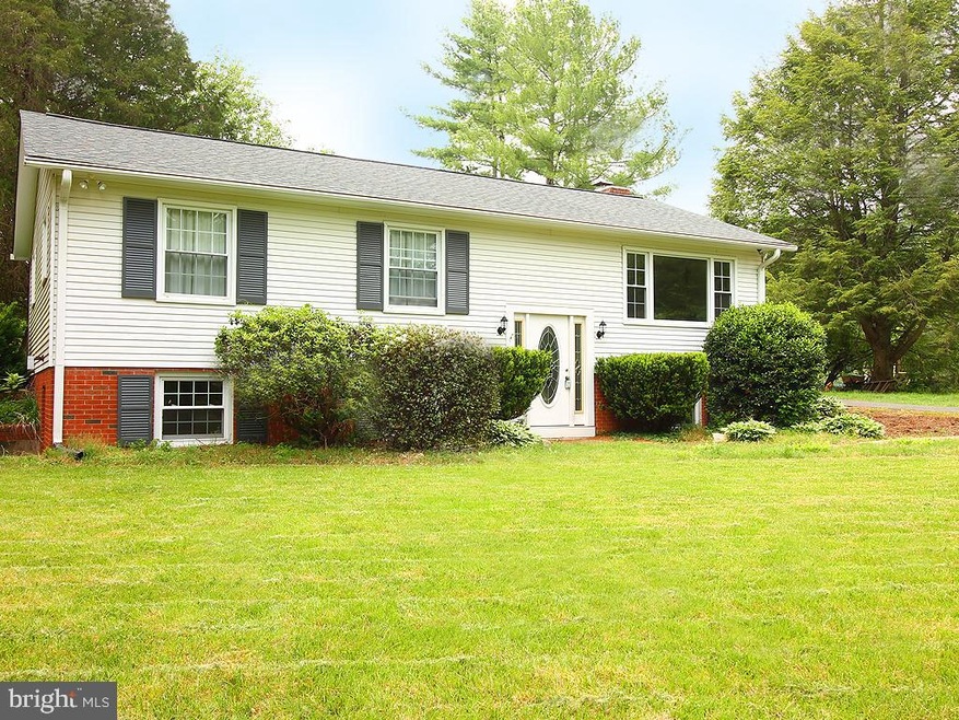 6782 Grays Mill Rd, Warrenton, VA 20187 - photo 1