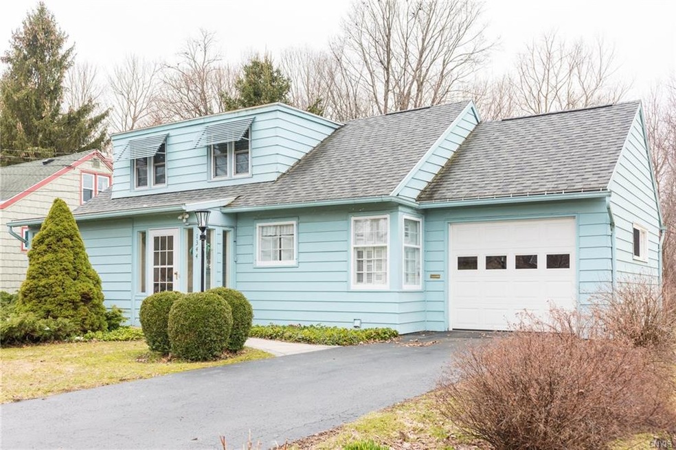 Welcome to this darling home nestled on a fantasti