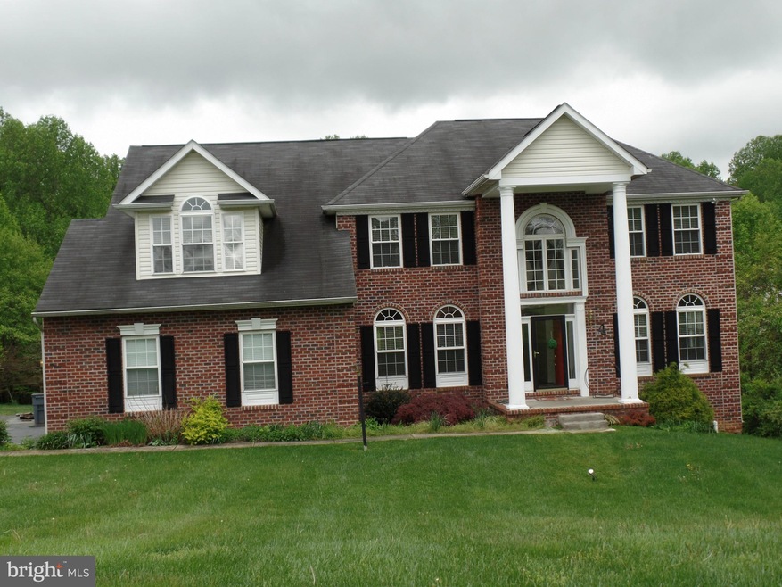 4 Spring Heath Ct, Windsor Mill, MD 21244 - photo 1