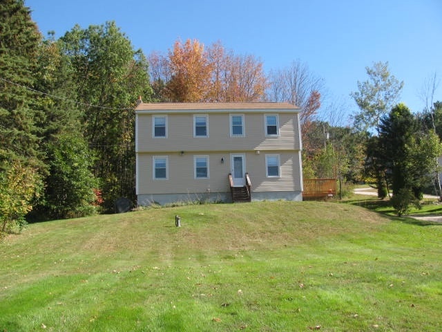 549 Pembroke St, Pembroke, NH 03275 - photo 1