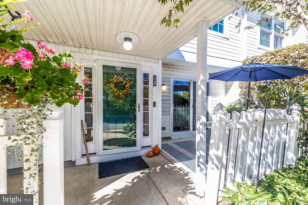 125 Deerfield Ct unit 125, Glen Mills, PA 19342 - photo 1