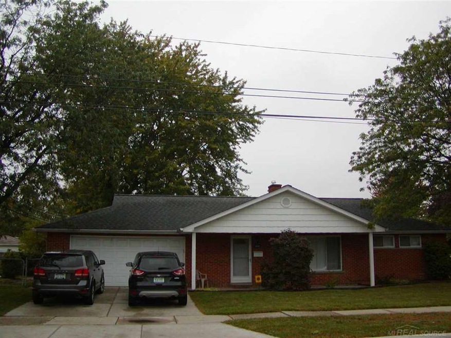 27405 Belanger St, Roseville, MI 48066 - photo 1