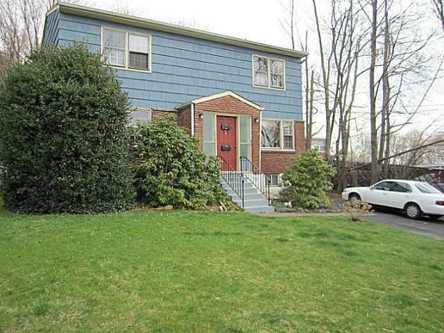 9 Haven Ct, Nyack, NY 10960 - photo 1