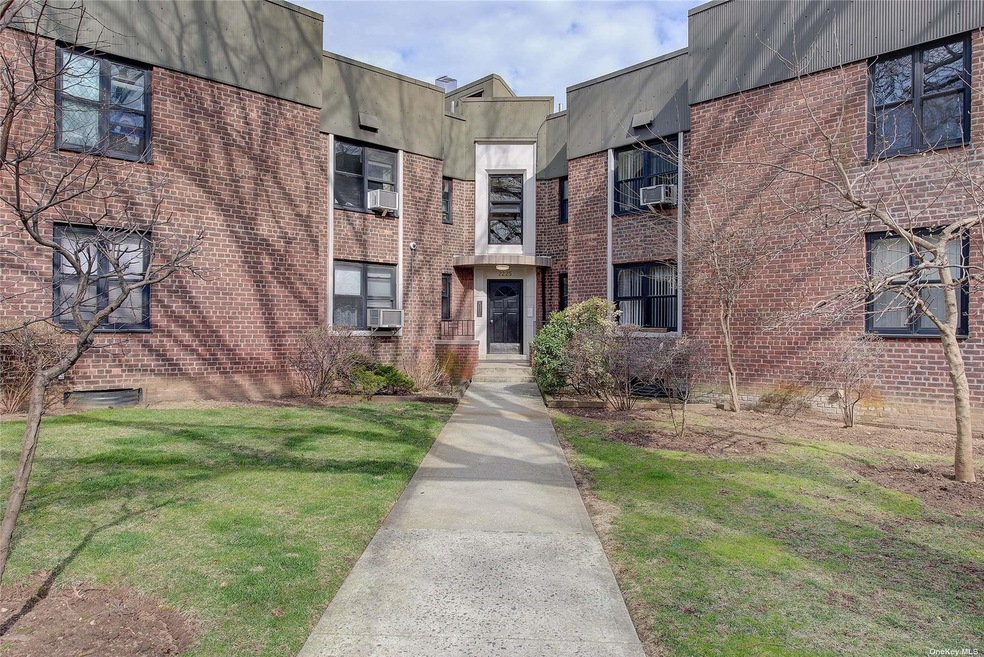 Exterior view 2 story garden Apt