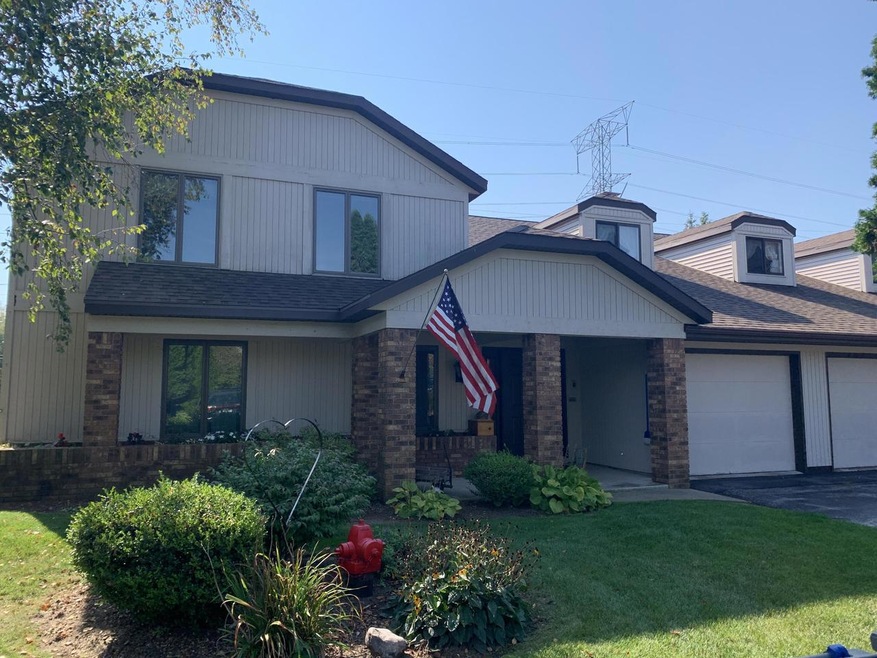 2411 Crosscreek Dr unit C, Sheboygan, WI 53081 - photo 1