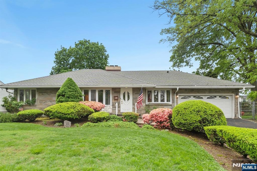 22 Linwood Ave, Elmwood Park, NJ 07407 - photo 1