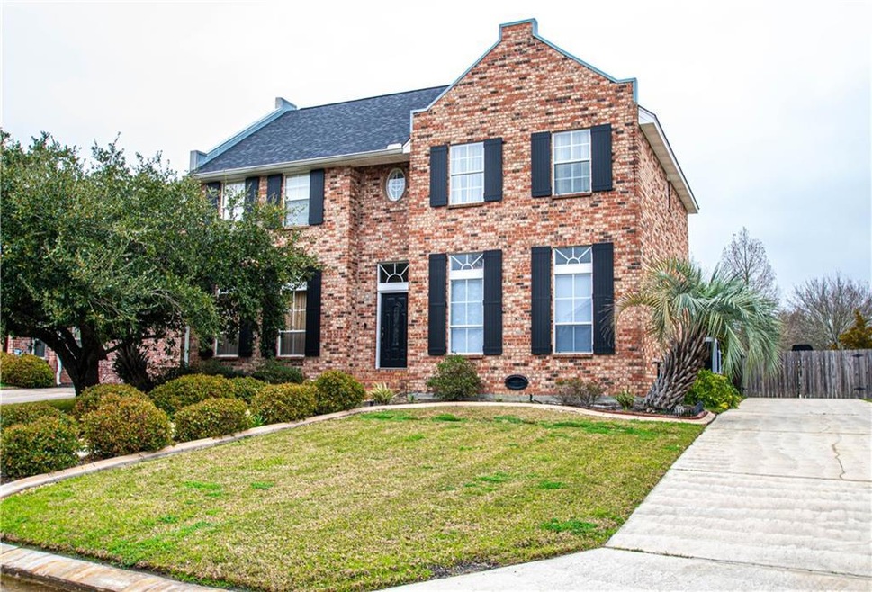 7 Inlet Cove Loop, Slidell, LA 70458 - photo 1