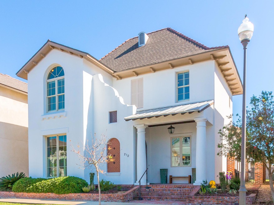 212 Biltmore Way new front