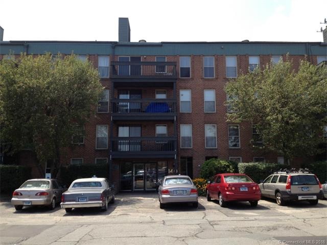 140 Kane St unit D8, West Hartford, CT 06119 - photo 1