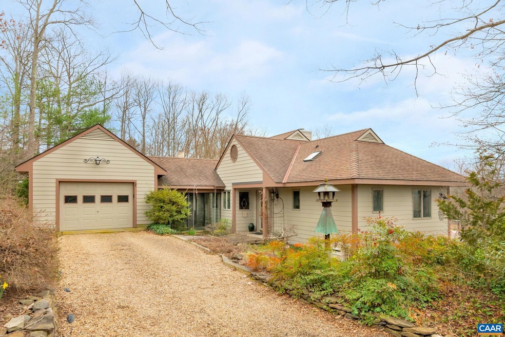 1641 Stonecrop Ct, Charlottesville, VA 22902 - photo 1